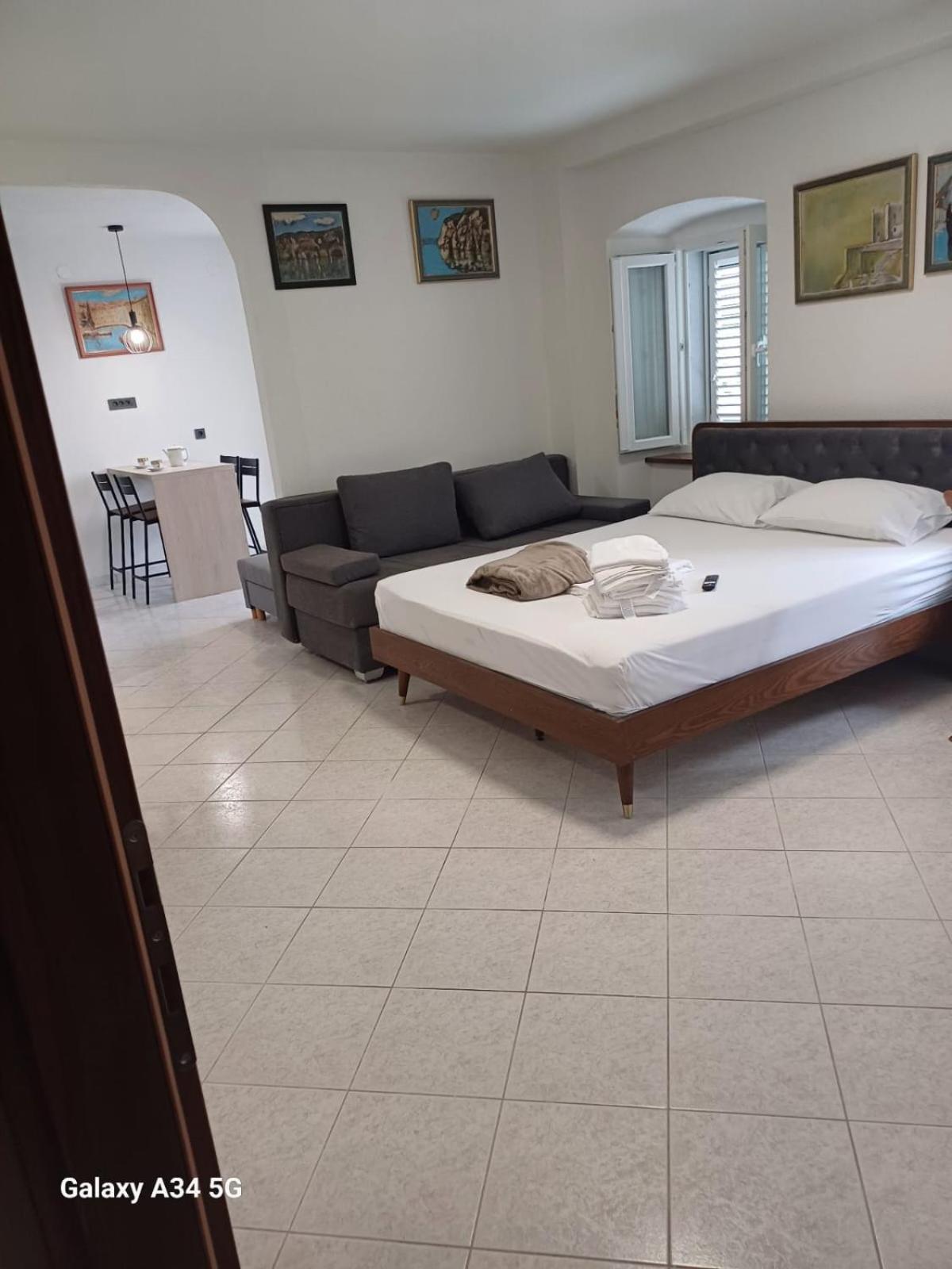 Apartmani Centar セルツェ エクステリア 写真