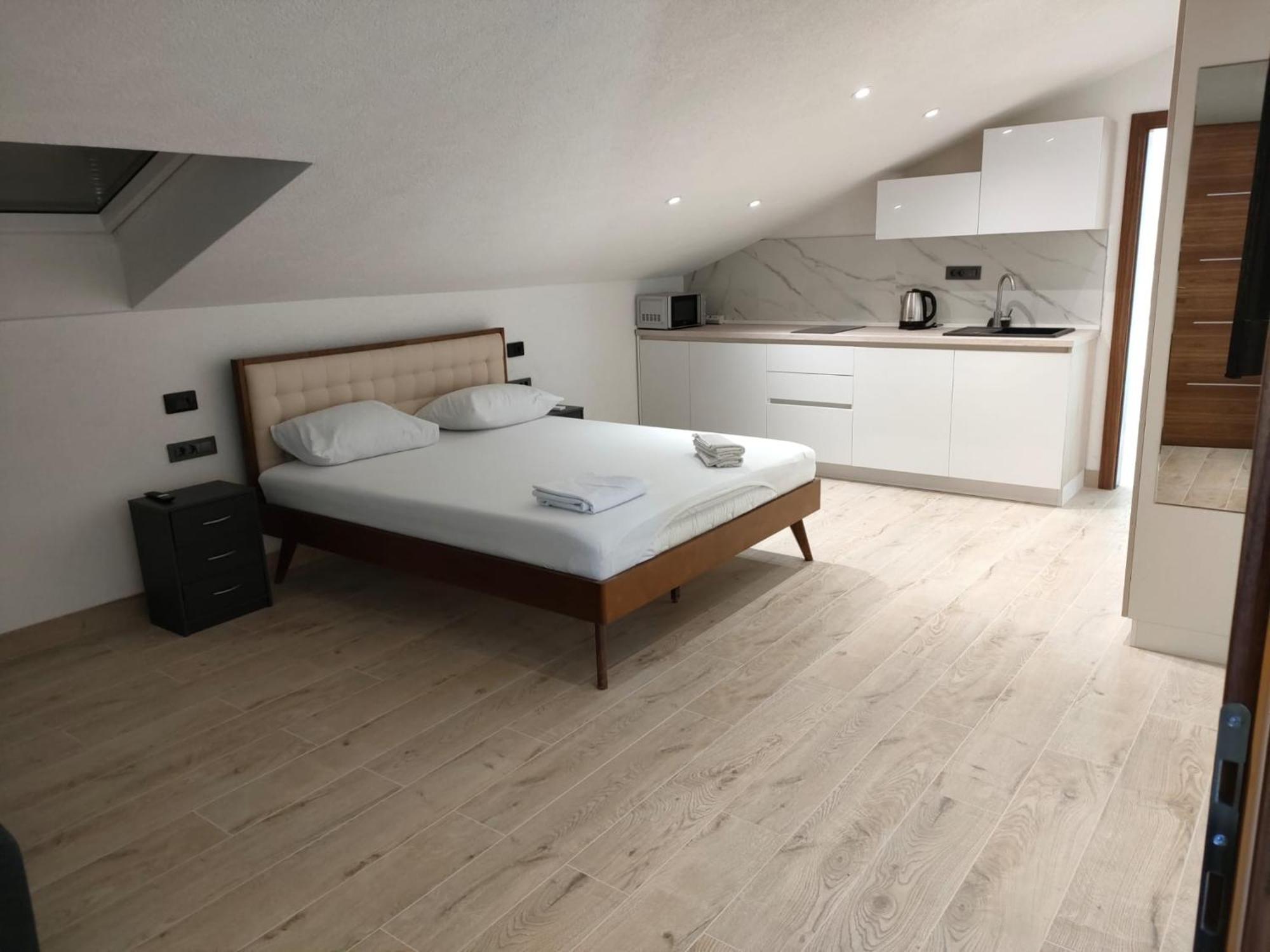 Apartmani Centar セルツェ エクステリア 写真